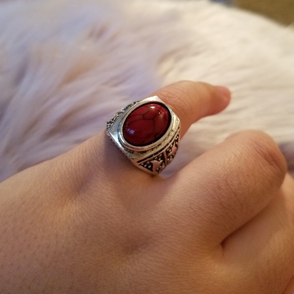 💎 Red resin stone metal ring - Picture 2 of 6